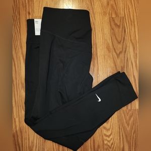 NWT Women's 2X Nike Dry Fit Leggings